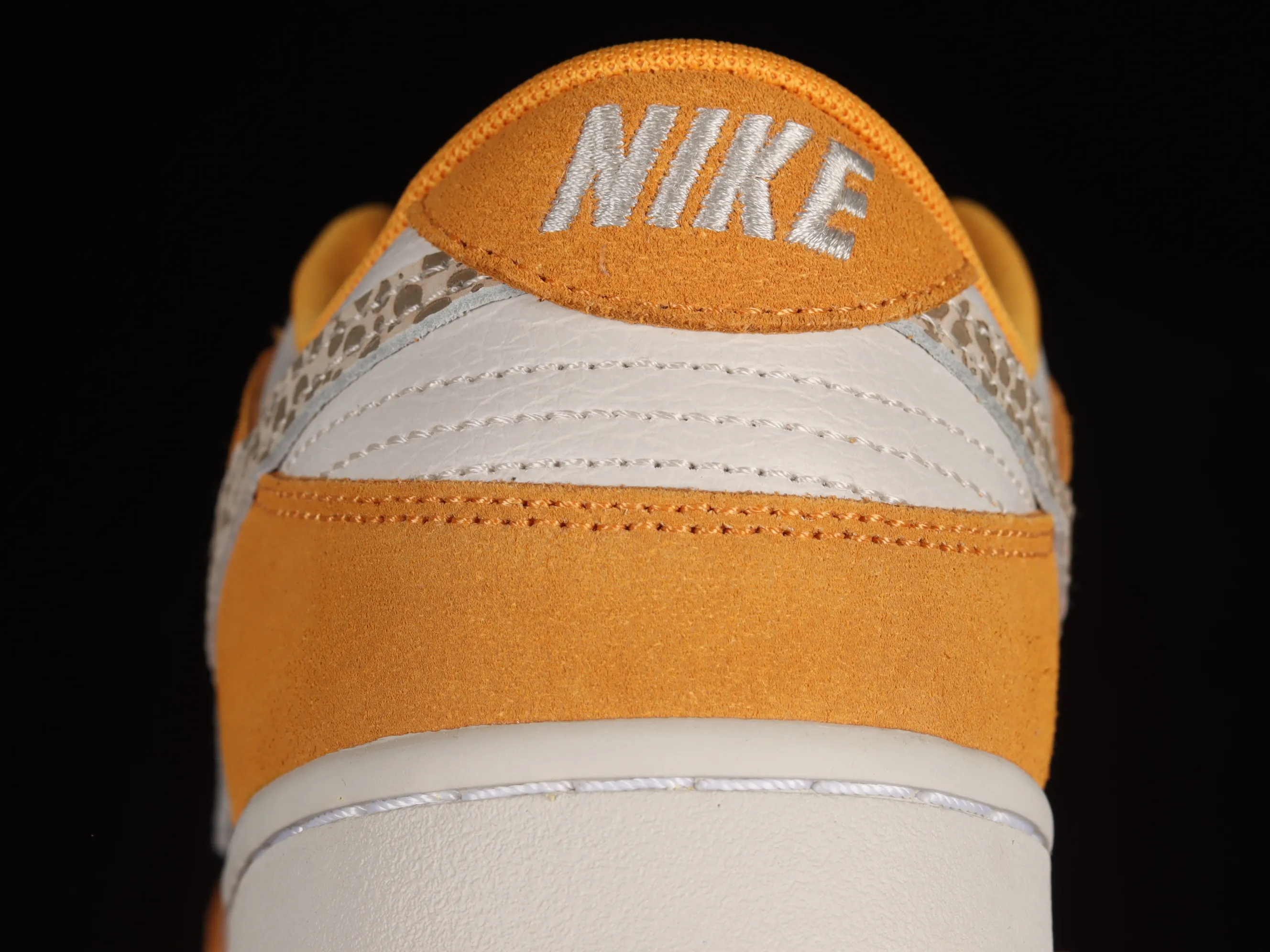 All categories Nk SB Dunk Series Nk SB Dunk Low low-top sneakers F version Nk Dunk Low "Safari Swoosh" off-white orange SB low-top sports and leisure sneakers DR0156-800